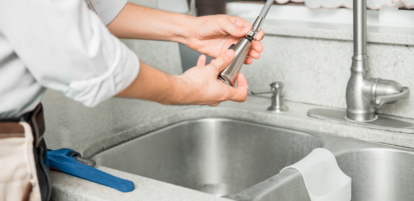 Image & Caption - Plumbing X Webflow Template